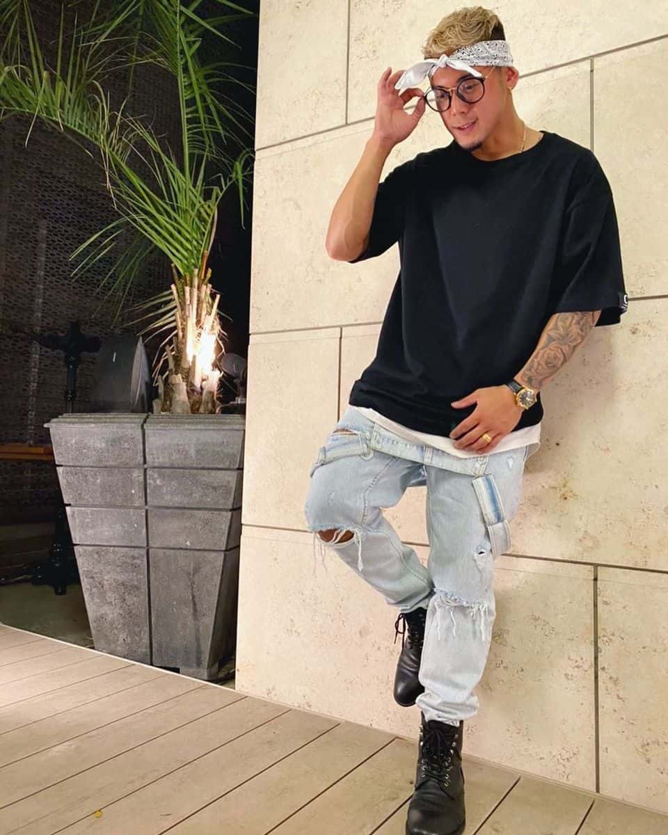 Paisley & Bandana Prints 90s Hip Hop Fashion -al