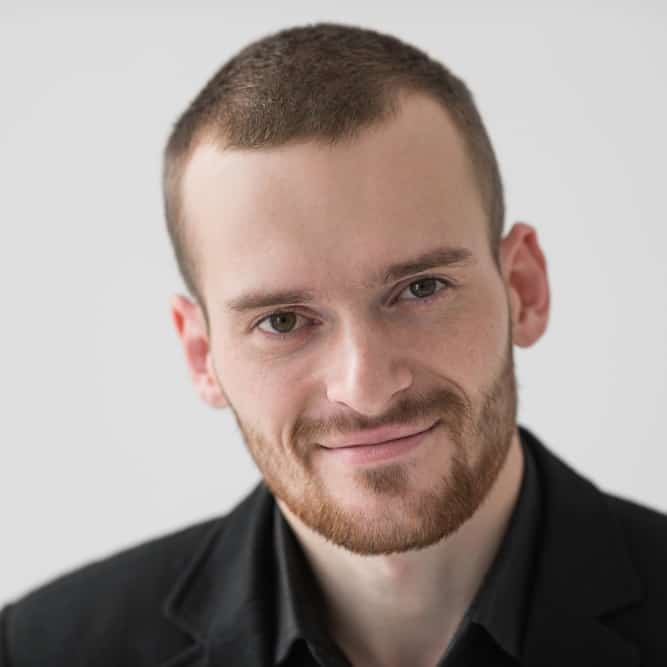 Peninsular Haircut for Balding Men