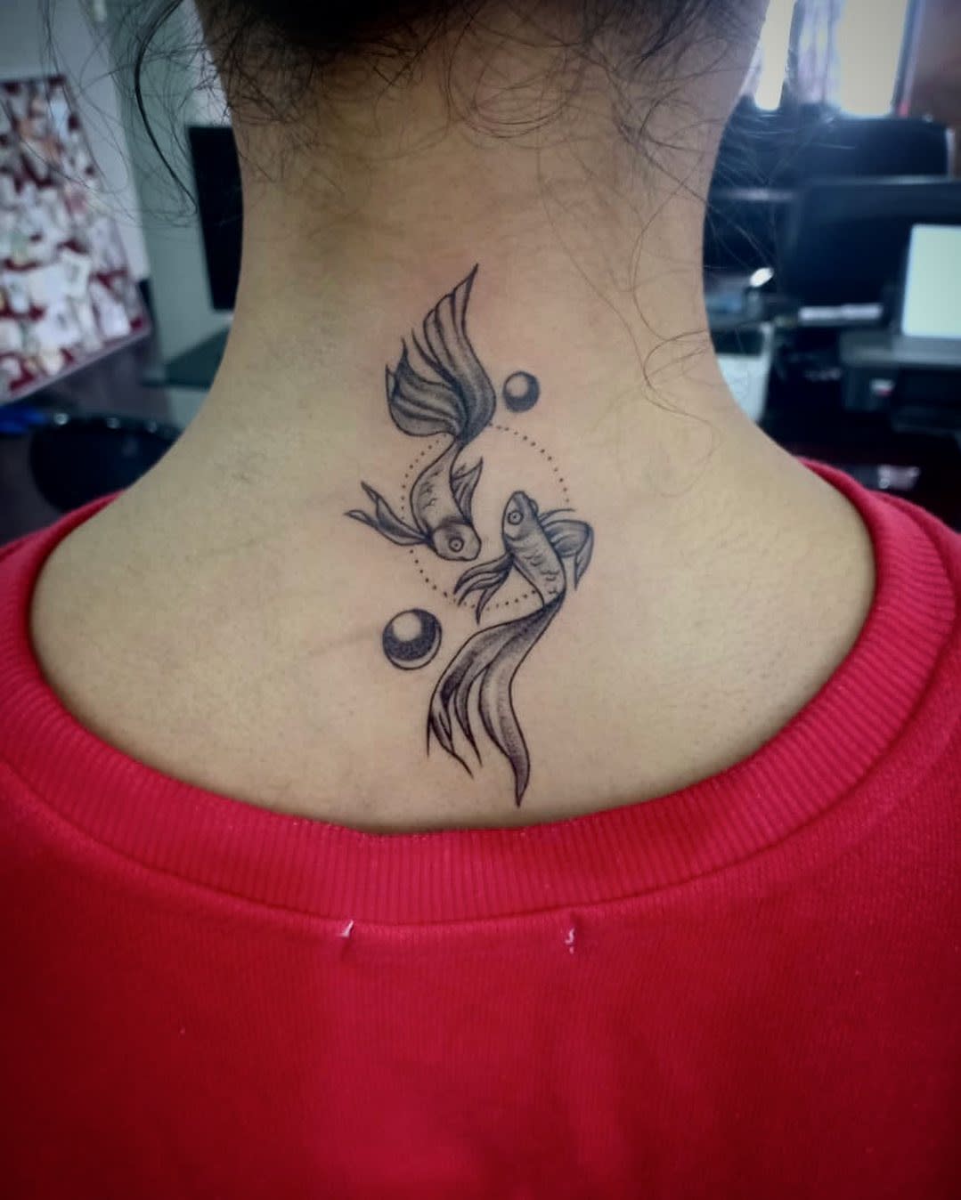 Geometric Pisces Tattoo Ideas -gunajit_tat_in_pobka