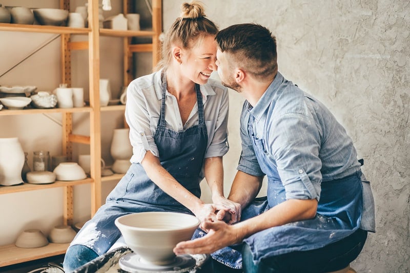 Pottery-Best-Hobbies-For-Couples