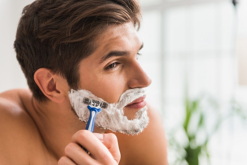 Razor-Pull-Wet-Shaving-Tip-For-Men