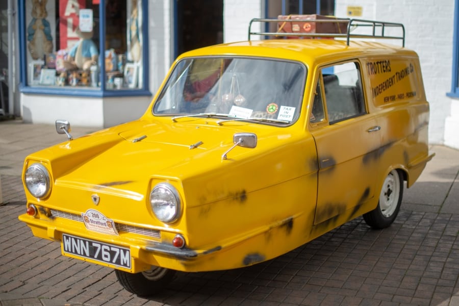 Reliant Robin