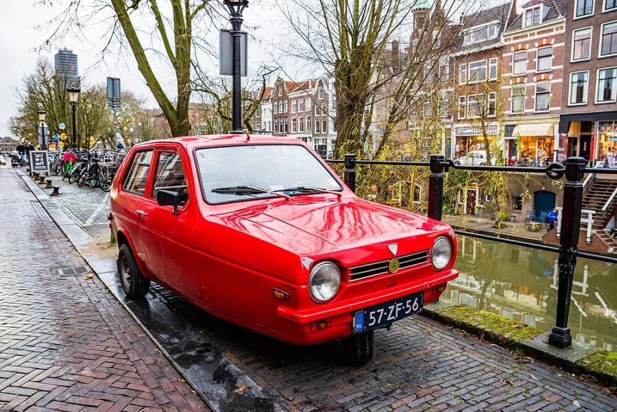 Reliant Robin