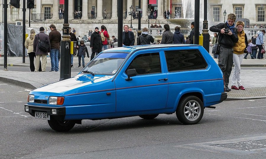 Reliant Robin