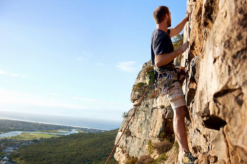 Rock-Climbing-Best-Hobbies-For-Men-In-Their-20s