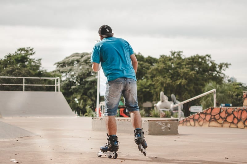 Roller-Skating-Best-Outdoor-Hobby-For-Men
