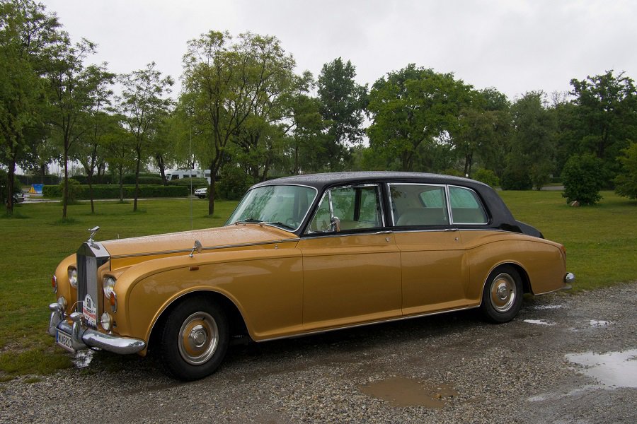 Rolls-Royce Phantom