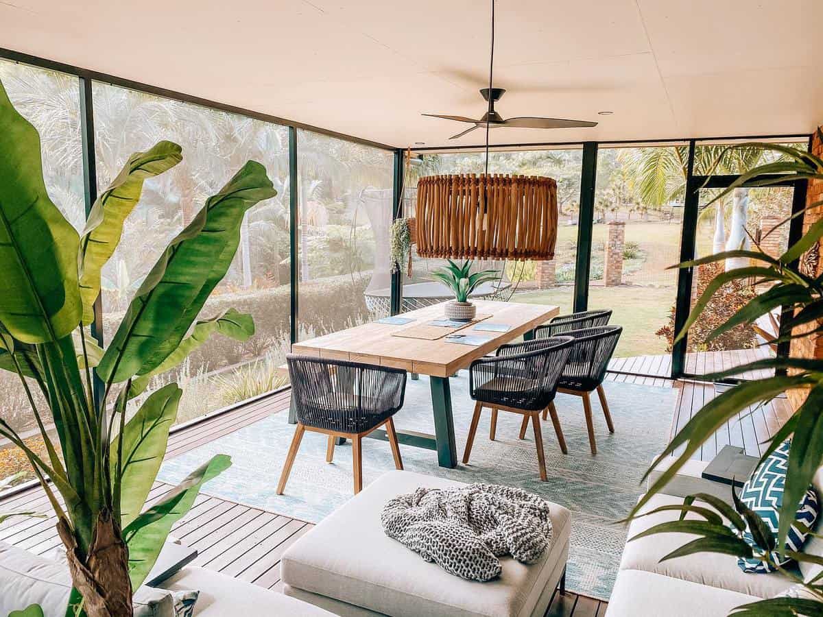 screen patio enclosure with decking