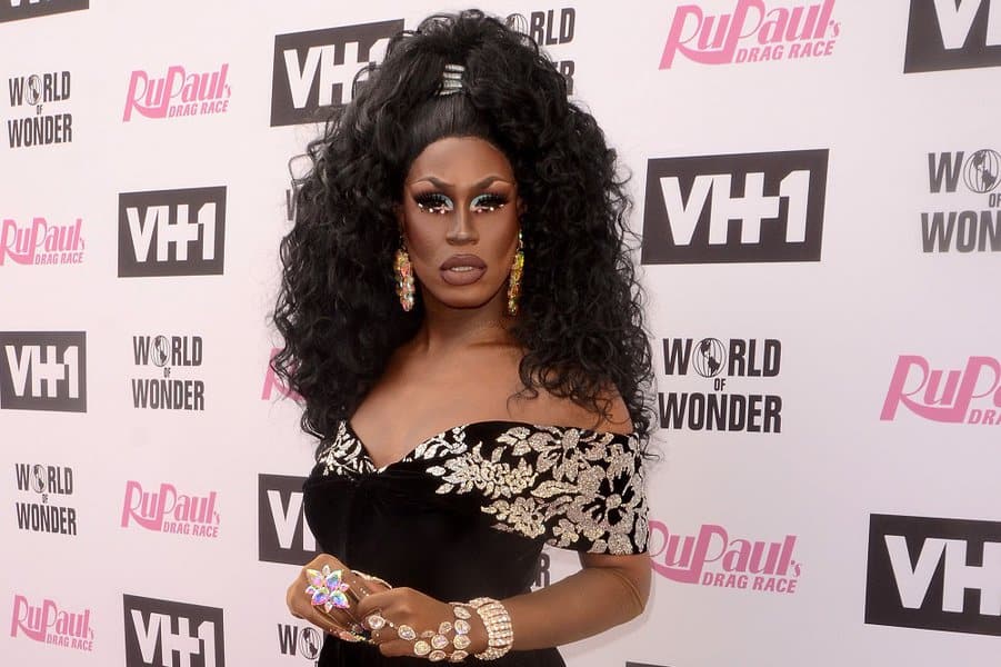 Shea Coulee
