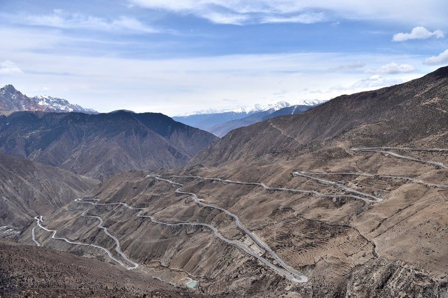 Sichuan-Tibet highway