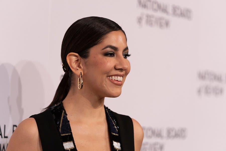 Stephanie Beatriz