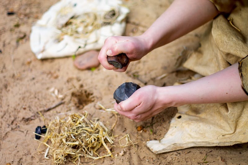 Stones-Fire-Starting-Method