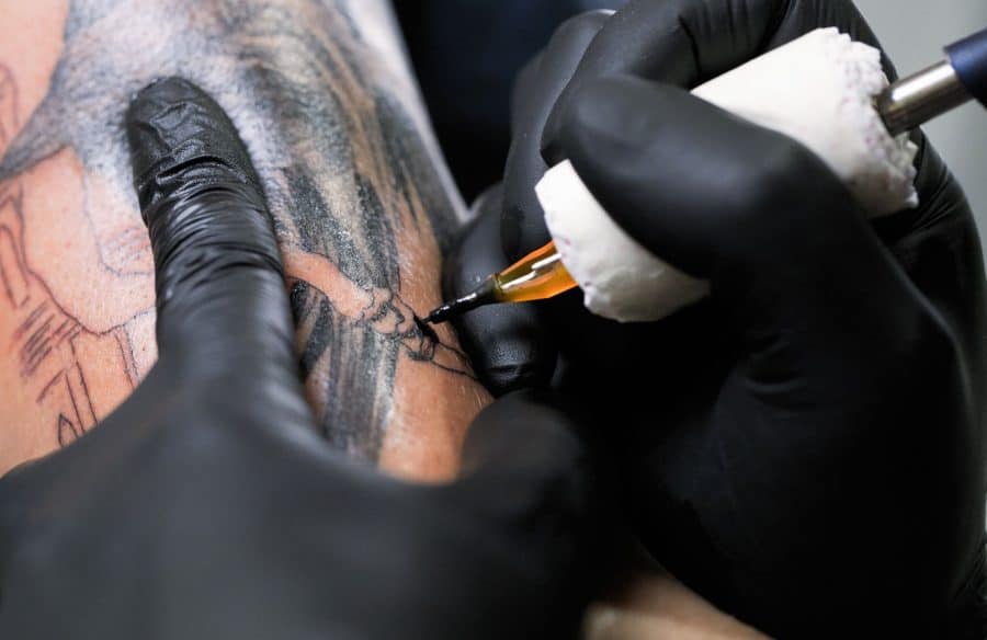 Tattoo-Close-Up-Single-Needle
