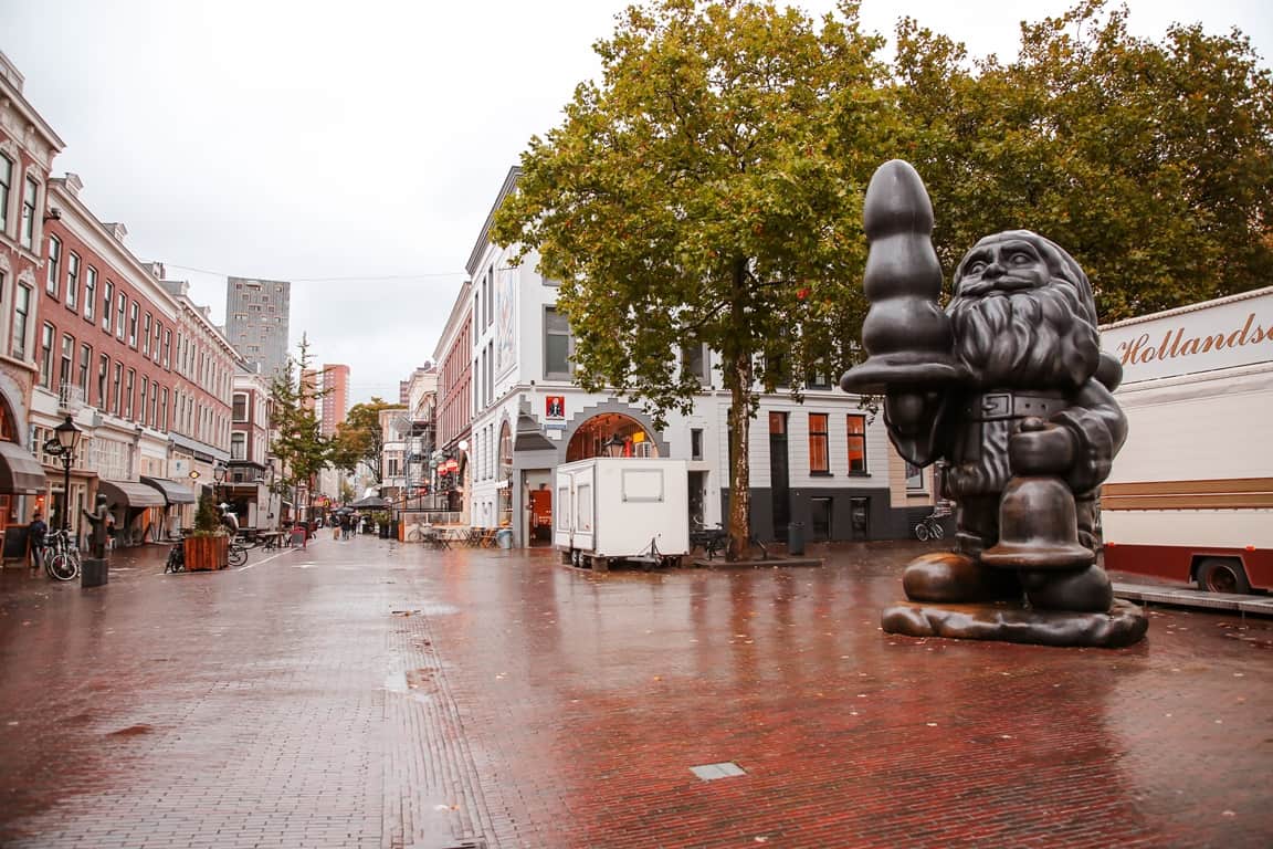 The Buttplug Gnome by artist Paul McCarthy