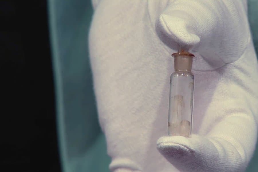 Titanic Perfume Vial