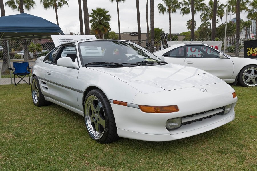 Toyota MR2