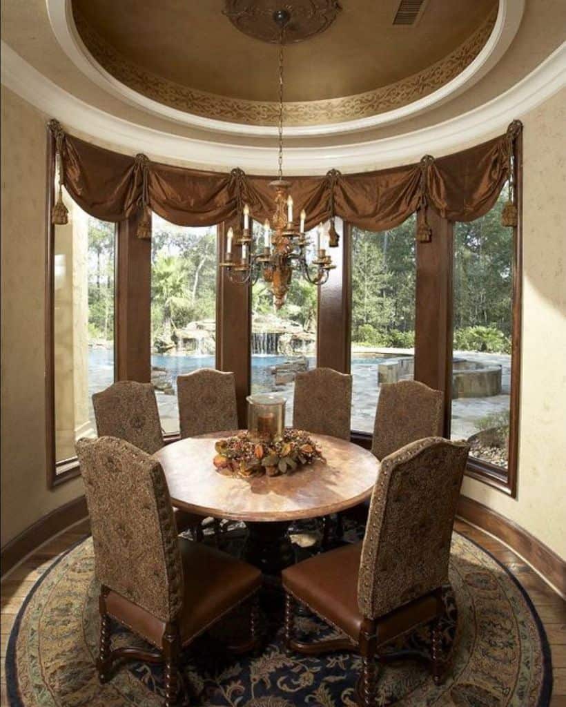 traditional and elegant dining room table and chairs chandelier