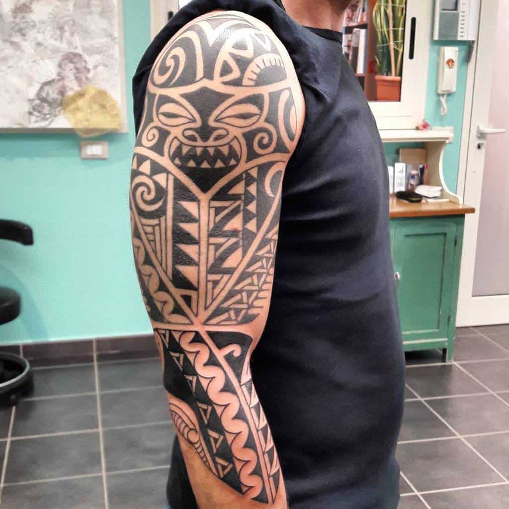Tribal 34 sleeve tattoo tatuaggidaclaudio