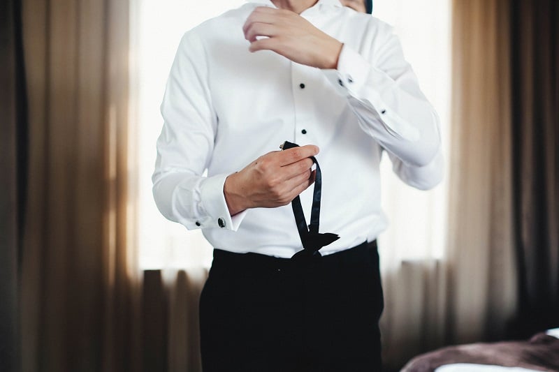 Tuxedo-shirt-collar-types-vs.-dress-shirt-collar-types