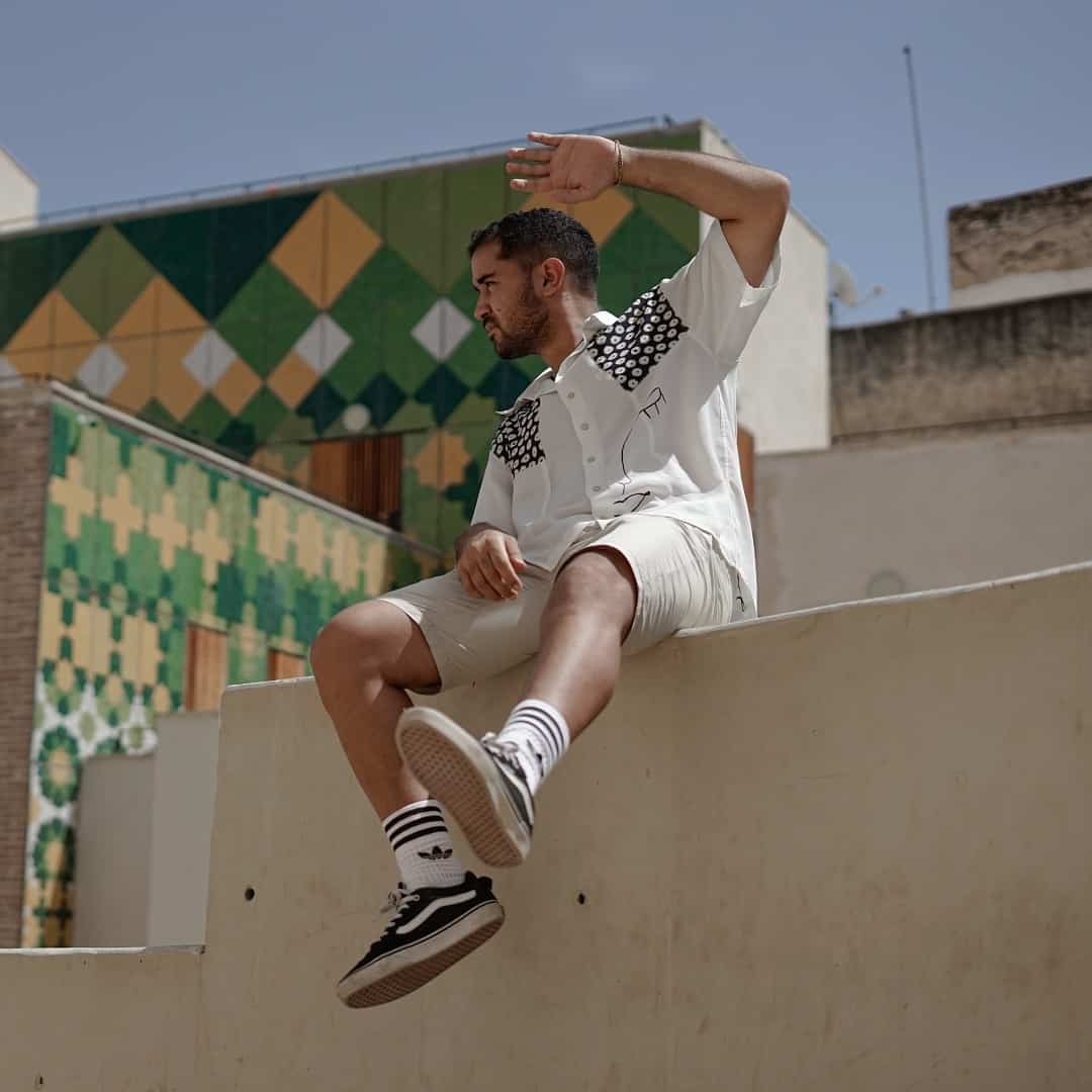 Van-Shoes-With-Shorts-Outfit