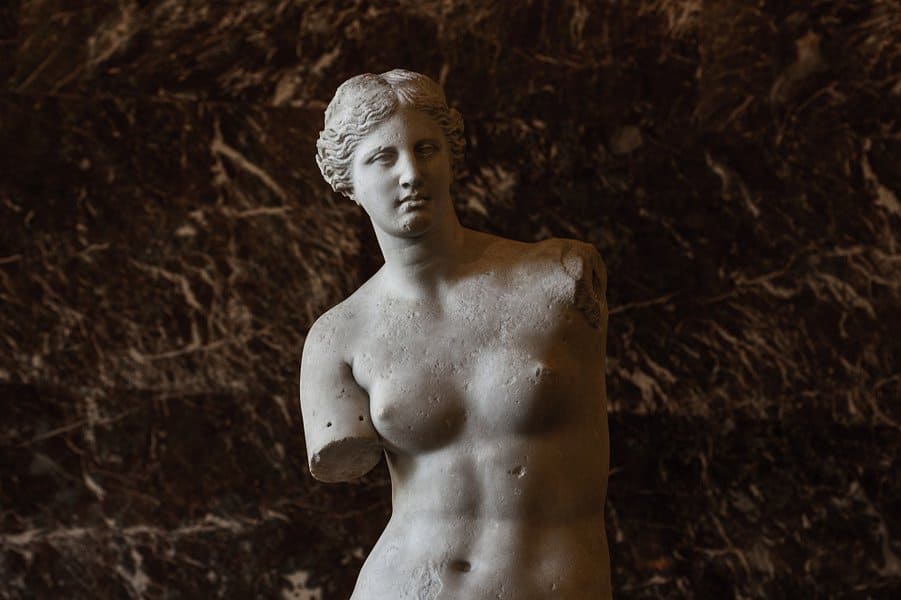 Venus de Milo statue