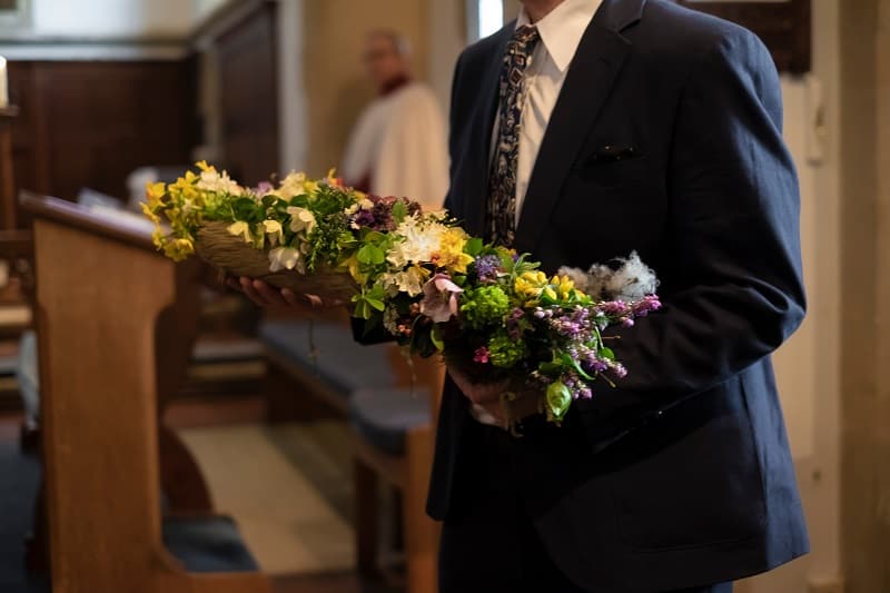 Wear-Suit-To-A-Funeral