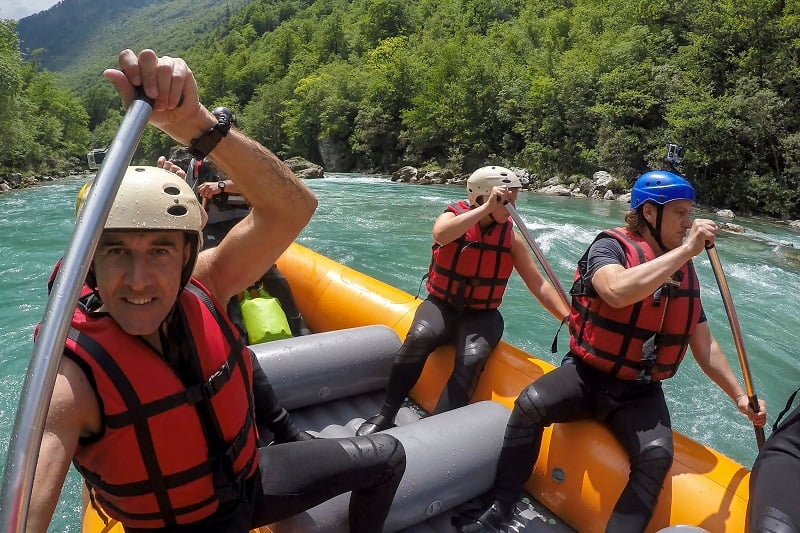 Whitewater-Rafting-Best-Outdoor-Hobby-For-Men