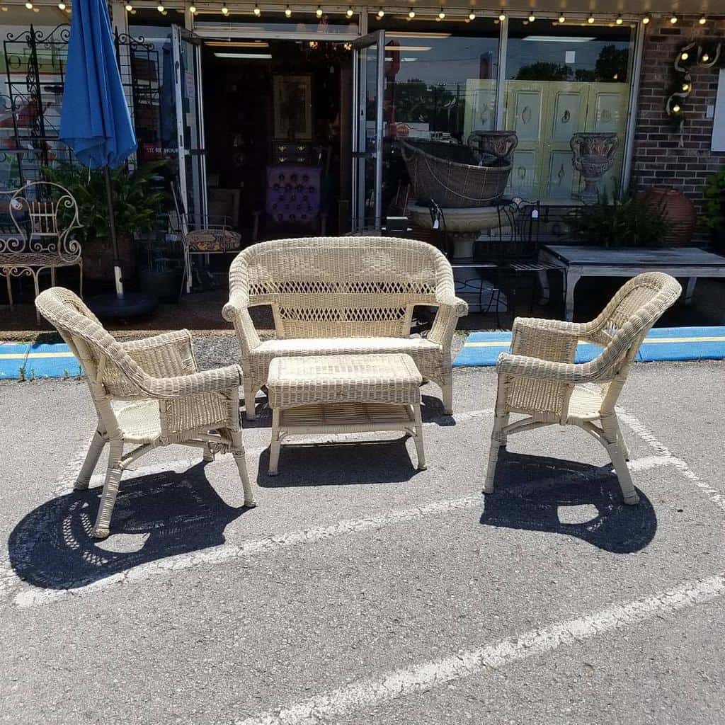 outdoor wicker furniture