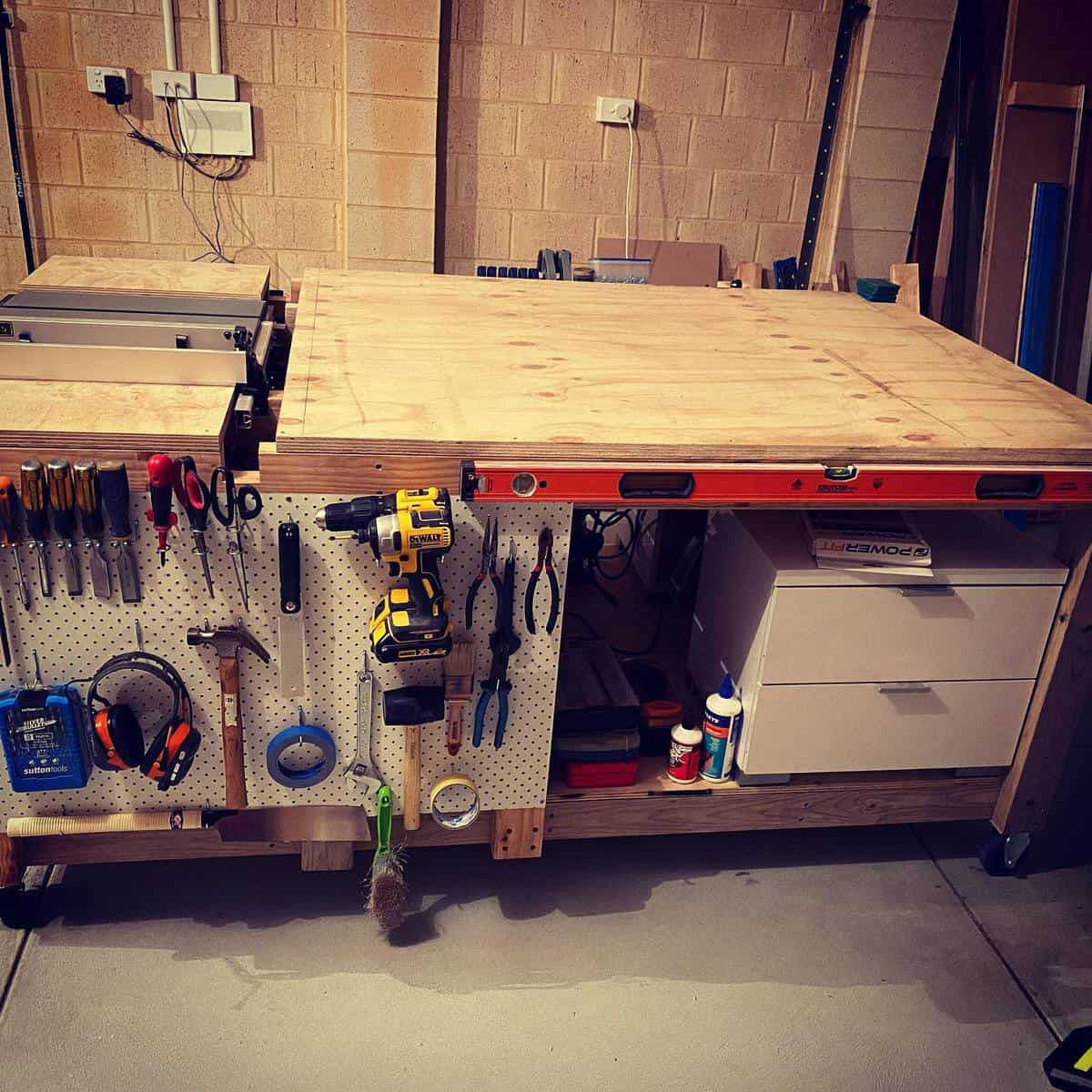 Workbench Tool Storage Ideas -mrwoody888