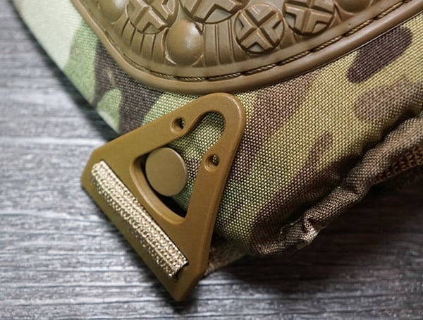 Altacontour 360 Multicam Vibram Cap Knee Pads Top Latch