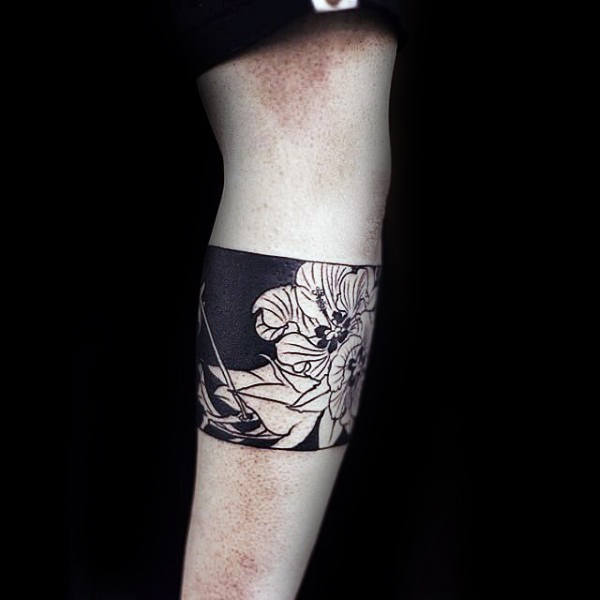 Armband Hibiscus Flower Negative Space Tattoos For Men