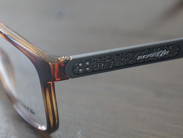 Arnette Ashland An7127 Logo On Exterior Side Of Frame