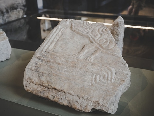 Artifact Colosseum Stone