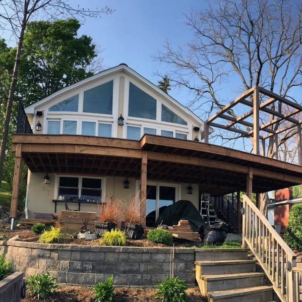 exposed ceiling beams 