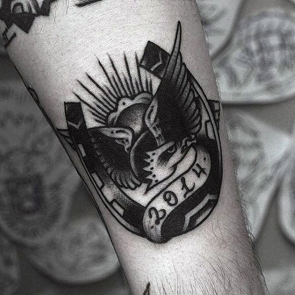 Bald Eagle Traditional Horseshoe Mens Leg Tattoo