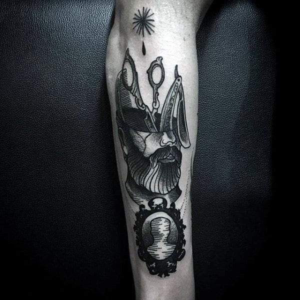 Barber Tatoo On Men