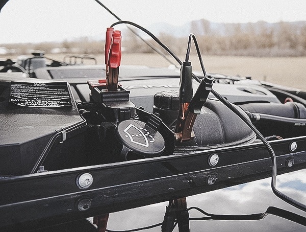 Battery Clamp Hooked Up Engine Bay Viair 400p Automatic Compressor Reviews