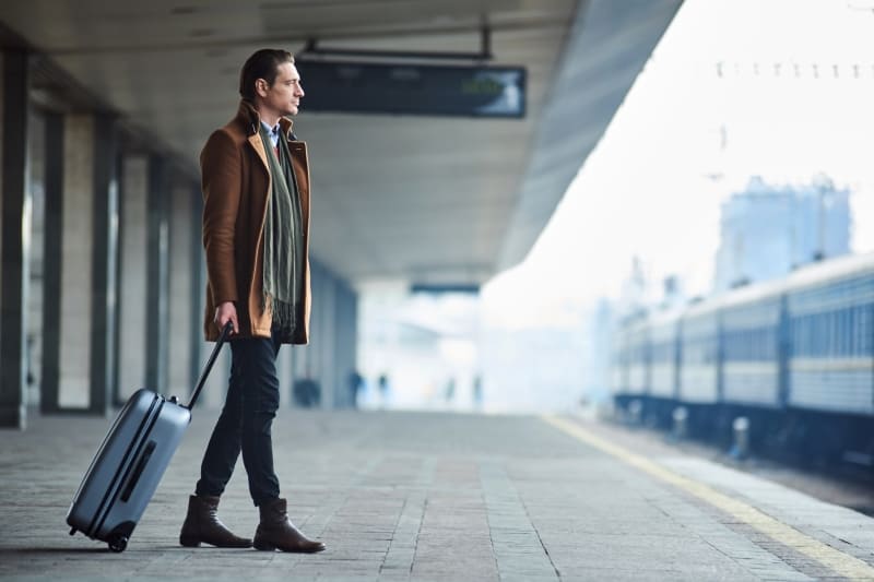 be-proactive-when-solo-travel