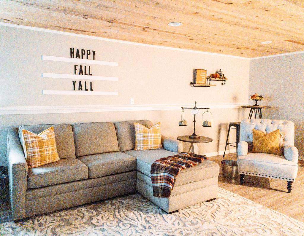 small cosy basement living room