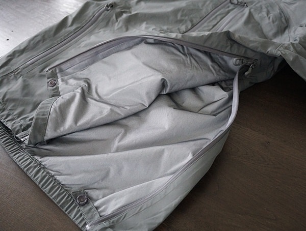 Beyond Clothing K6 Arx Rain Jacket Side Vent Zipper Open