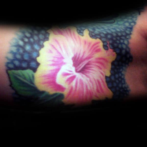 Bicep Hibiscus Flower Mens Realistic Tattoos
