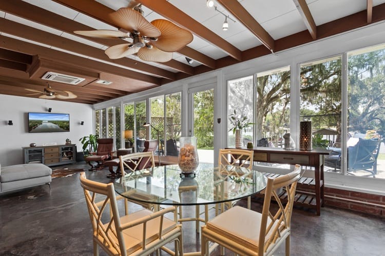 glass and screen porch