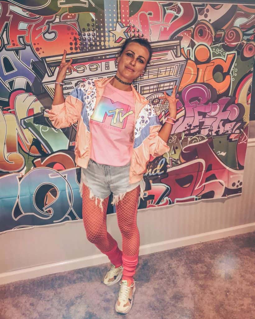 Birthday Back To 90s Outfit