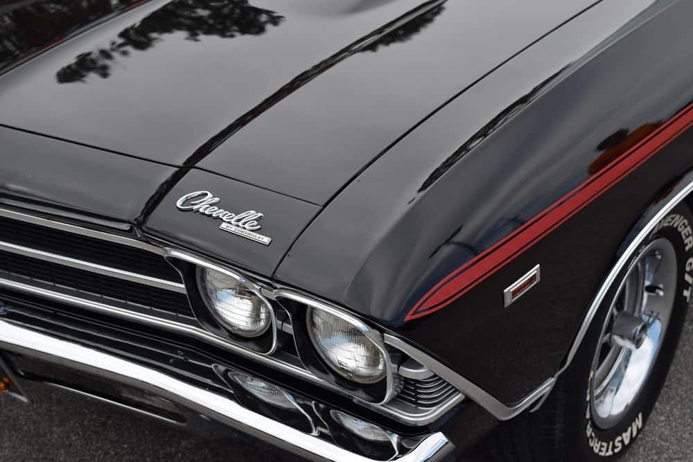 photo of a black xhevelle ss, focusing on the chevelle logo