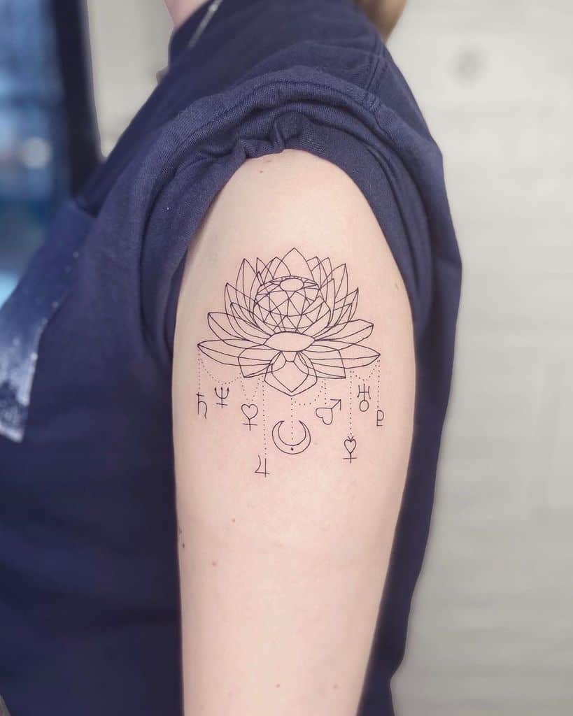Black Ink Fleur Sailor Moon Tattoo