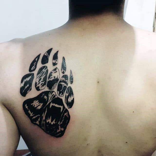 Black Ink Roaring Bear Claw Shoulder Tattoos For Males