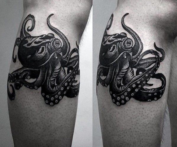 Black Ink Traditional Octopus Mens Upper Leg Tattoos