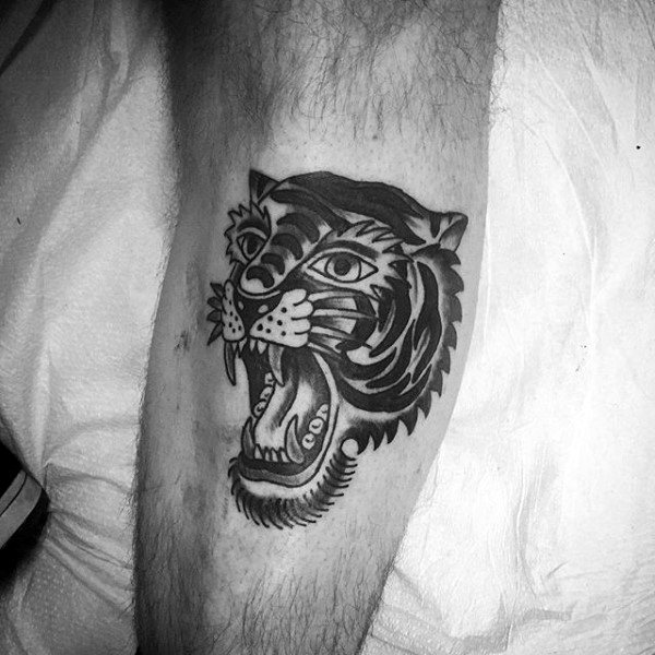 Black Old School Guys Tiger Traditional Leg Tattoo