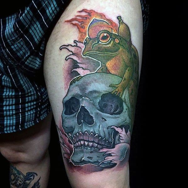 Blue Skull With Toad Thigh Tattoo Ideas For Gentlemen
