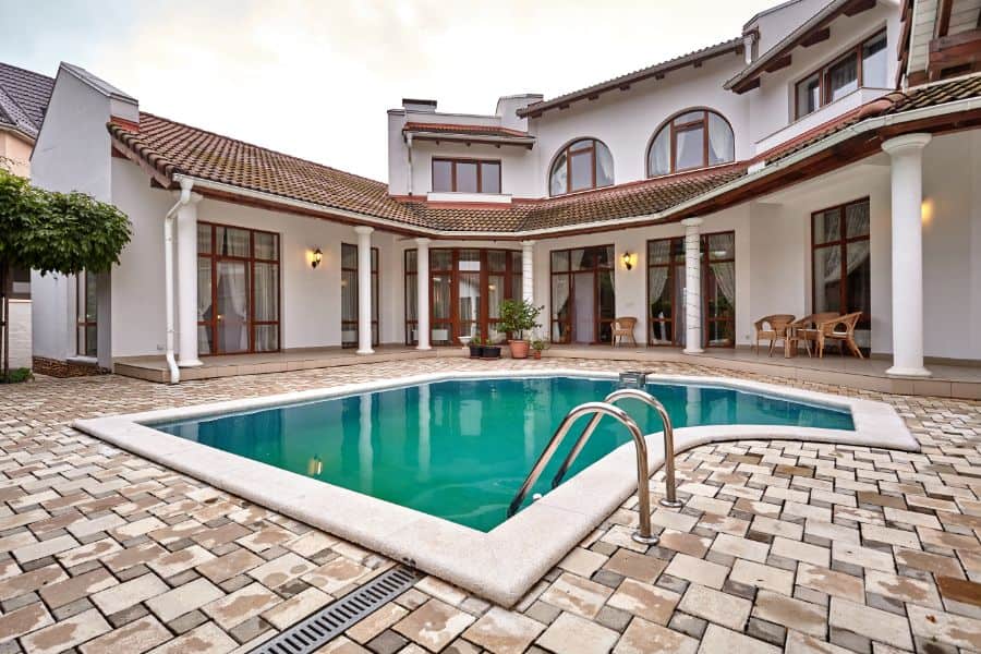 Bricks And Pavers Pool Deck Ideas 7